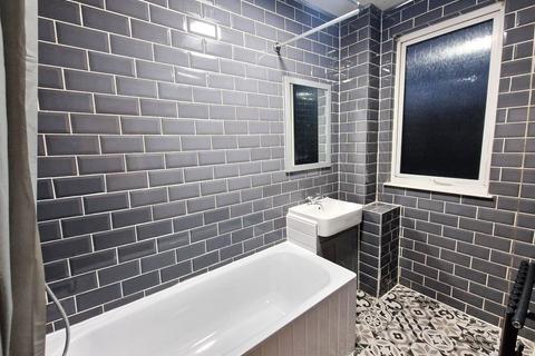 undefined, Lynford Gardens, Goodmayes IG3 9LY