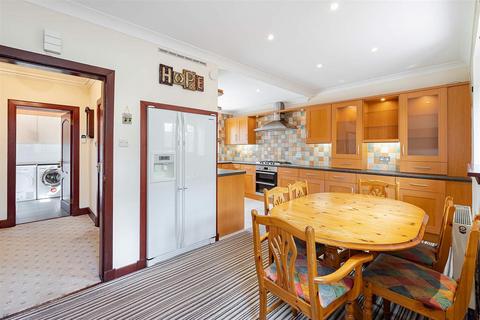 Cardan Cottage, 60 Bridge Street, Fauldhouse, Bathgate, EH47 9AY