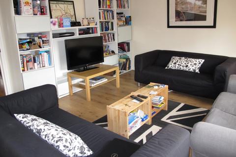 2 bedroom apartment to rent, Rye Lane, London, SE15