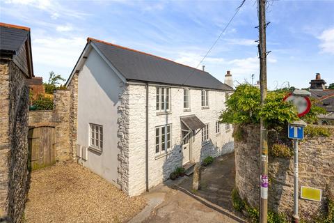 1 - 2 Newcause, Buckfastleigh, TQ11 0AZ