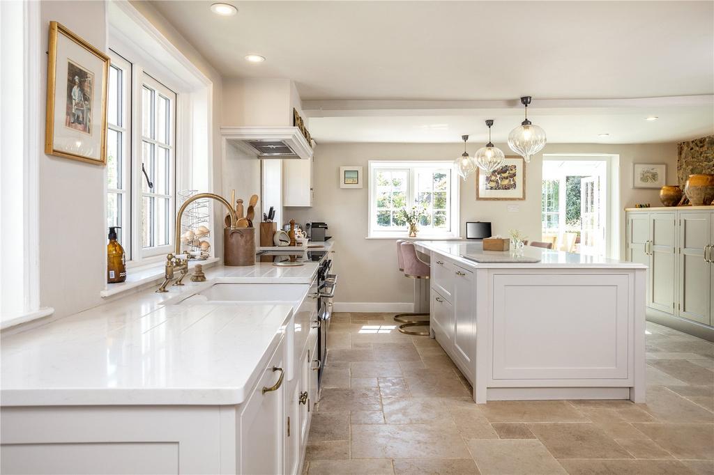 Kitchen 1