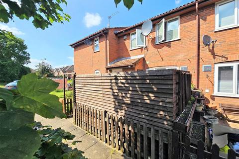 3 Bishops Drive, Feltham, TW14 8LT