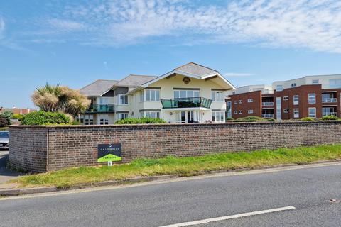 3 bedroom apartment for sale, Westminster Road, Milford On Sea, Lymington SO41