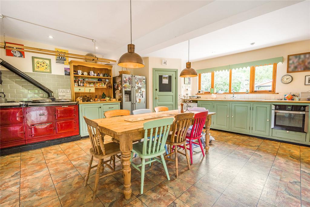 Kitchen/Breakfast Rm