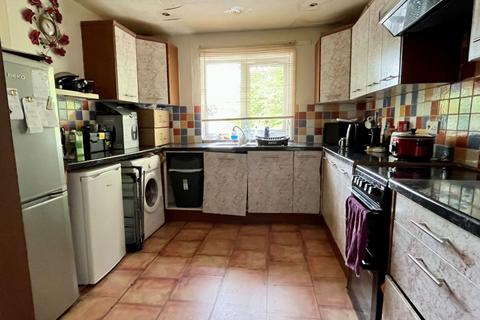 1 bedroom flat for sale - Booth Meadow Court, Thorplands, Northampton NN3 8AJ