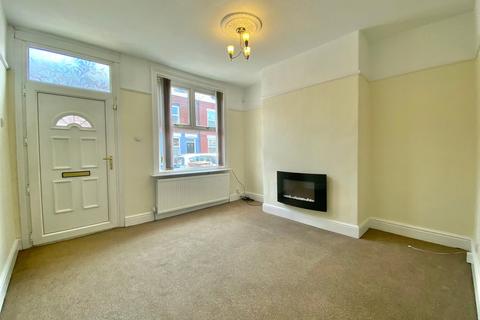 2 bedroom terraced house to rent - Churchill Street, Heaton Norris, Stockport, SK4
