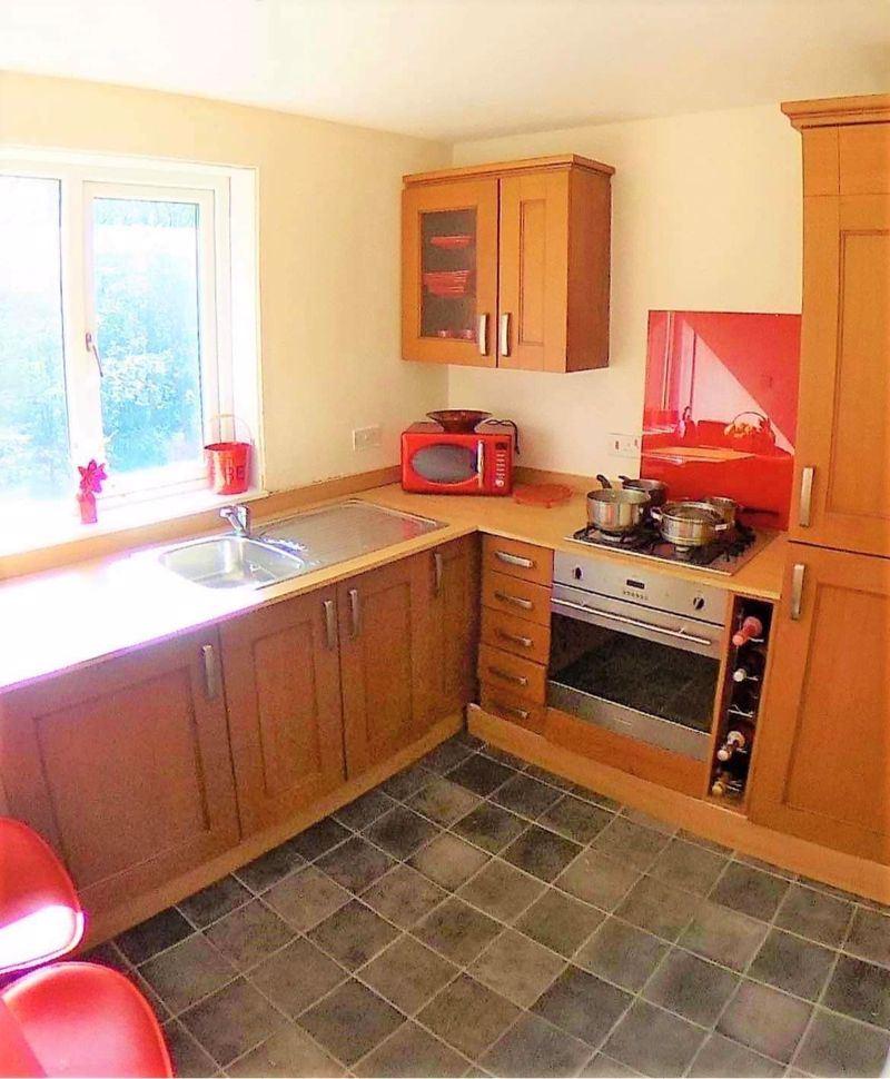St. Johns Green, North Shields, Tyne... 2 bed flat £40,000
