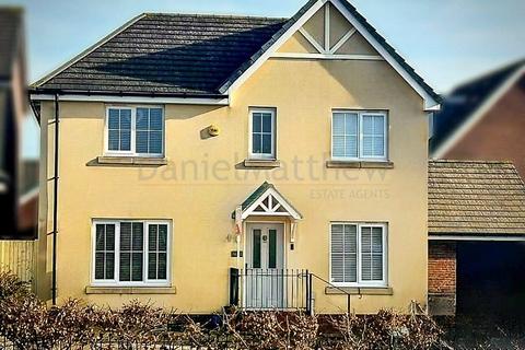 4 bedroom detached house for sale, Heol Y Sianel, Rhoose, Barry, The Vale Of Glamorgan. CF62 3ND