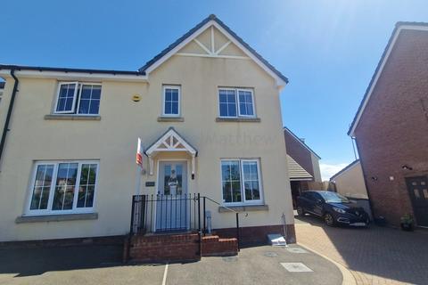 4 bedroom detached house for sale, Heol Y Sianel, Rhoose, Barry, The Vale Of Glamorgan. CF62 3ND