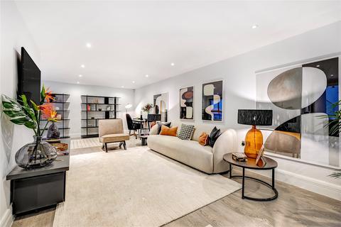 3 bedroom terraced house for sale - Whittlebury Mews East, Primrose Hill, London, NW1