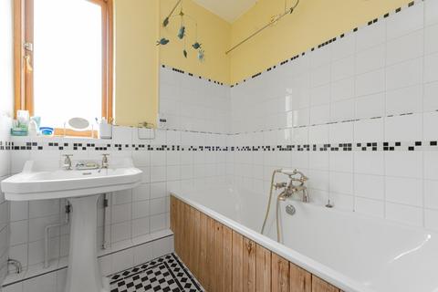 135 All Souls Avenue, London, NW10 3AL