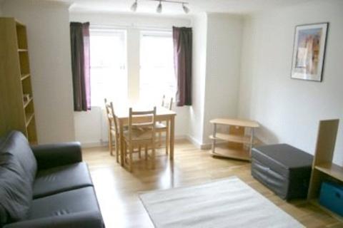 3 bedroom flat to rent, St Leonards Street, Newington, Edinburgh, EH8