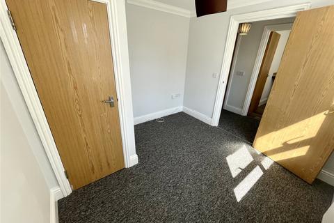 2 bedroom apartment to rent, Wimborne Road, Bournemouth, BH9