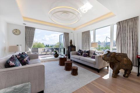 3 bedroom penthouse for sale, Farm Lane, London, SW6