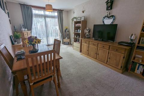 4 bedroom detached house for sale, King Georges Avenue, Leiston