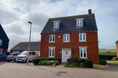 5 bedroom detached house to rent, Cowick Court, Exeter