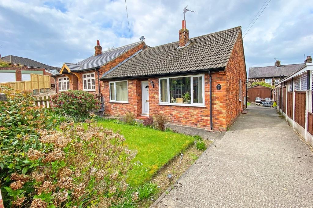 Wainfleet Road, Harrogate 2 bed semidetached bungalow for sale £250,000