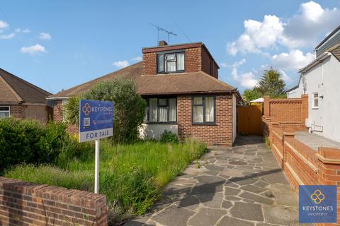 35 Playfield Avenue, Romford, RM5 3LB
