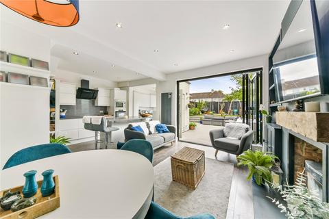 30 West Avenue, Wallington, SM6 8PH