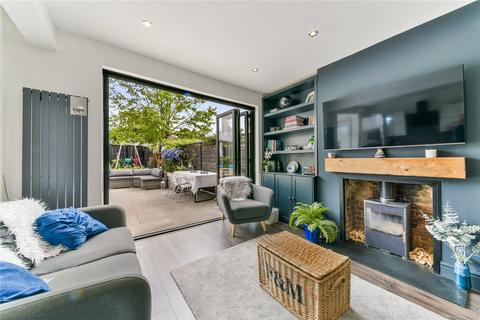 30 West Avenue, Wallington, SM6 8PH