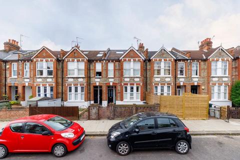 62 Oaklands Grove, London, W12 0JB