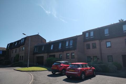 2 bedroom flat to rent, Mahon Court, Moodiesburn, North Lanarkshire, G69
