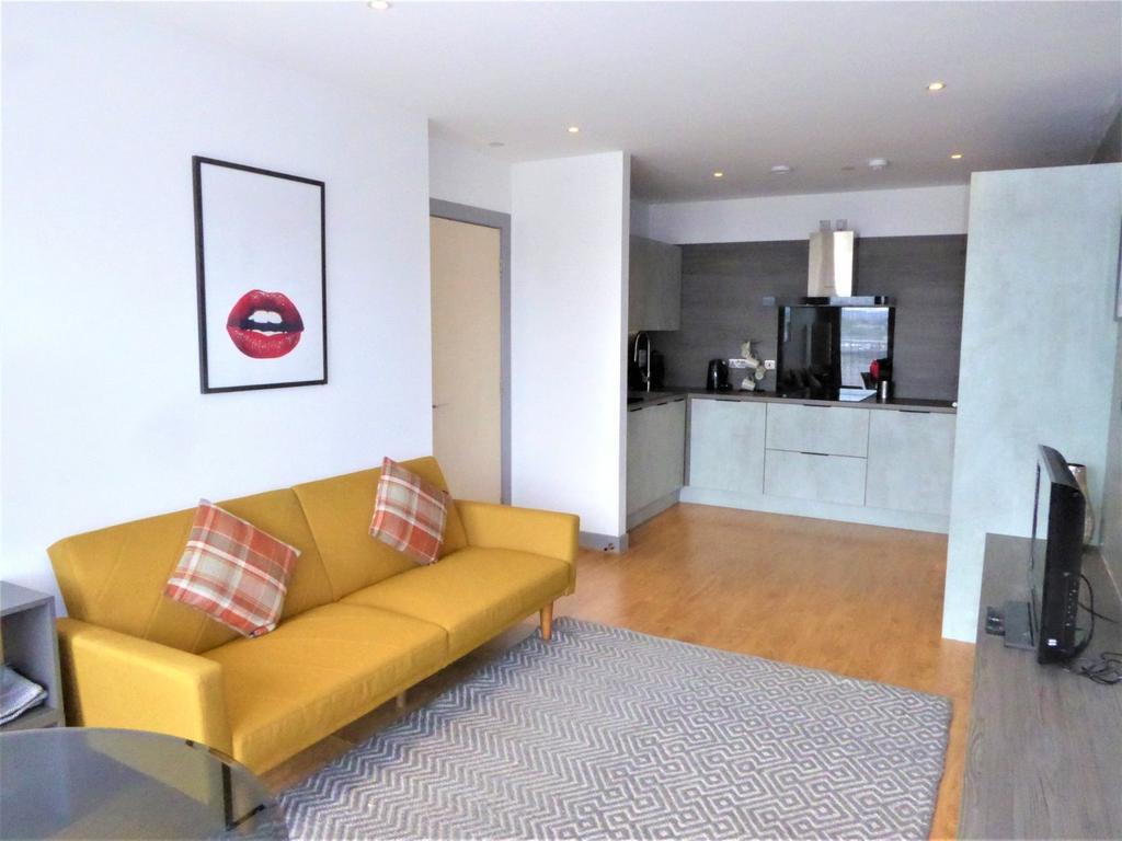 Argyle Street, Glasgow, G2 2 bed flat to rent £1,395 pcm (£322 pw)