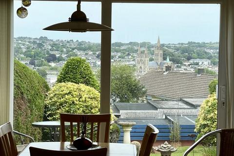 16 Treworder Road, Truro, TR1 2DJ