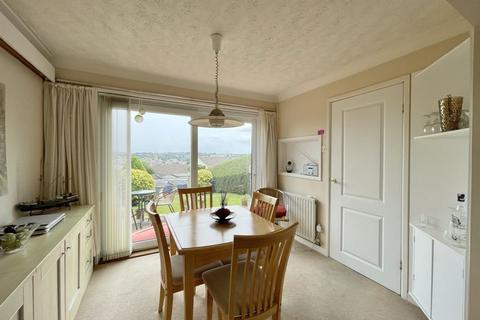 16 Treworder Road, Truro, TR1 2DJ