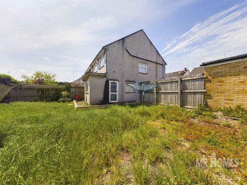 Cae Newydd Close Michaelston Cardiff CF5 4TS 3 bed semidetached house for sale £235,000