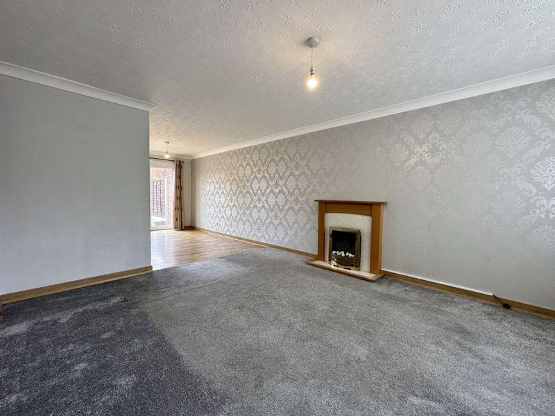 Mounts Road, Wednesbury 3 bed semidetached house £240,000