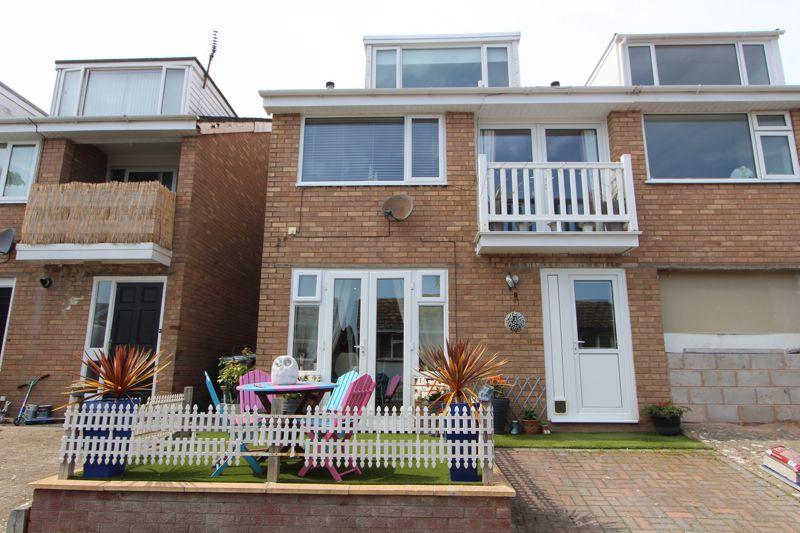 Ormeside, Penrhynside 3 bed semidetached house for sale £219,950