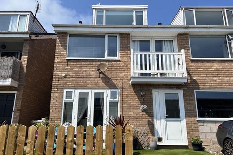 3 bedroom semi-detached house for sale, Ormeside, Penrhynside