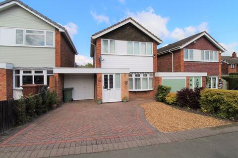 3 bedroom detached house for sale, Howdles Lane, Brownhills, Walsall, WS8 7PJ