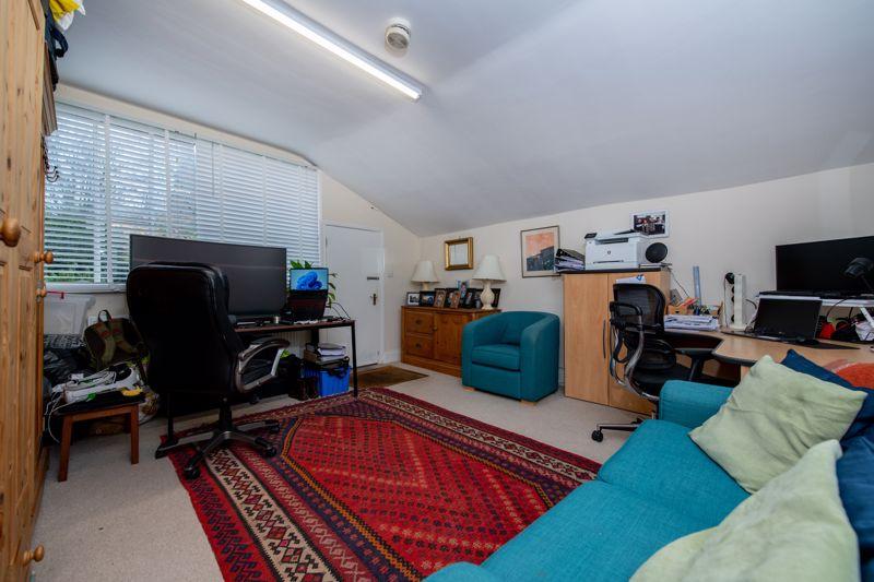 Bedroom/home office