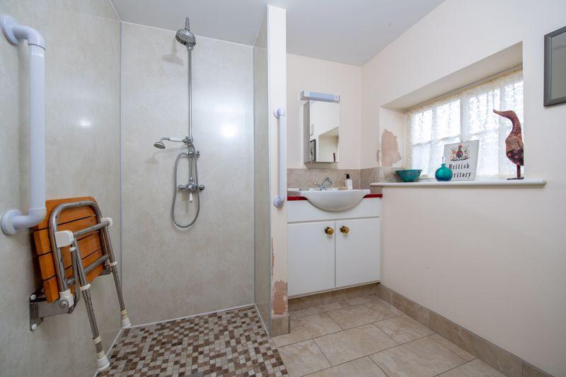 Shower/wetroom