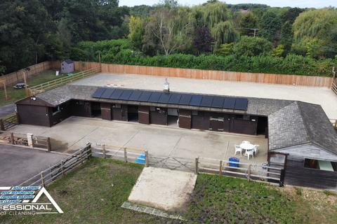Equestrian property for sale - Woodlands Stables, Ash Green, GU12