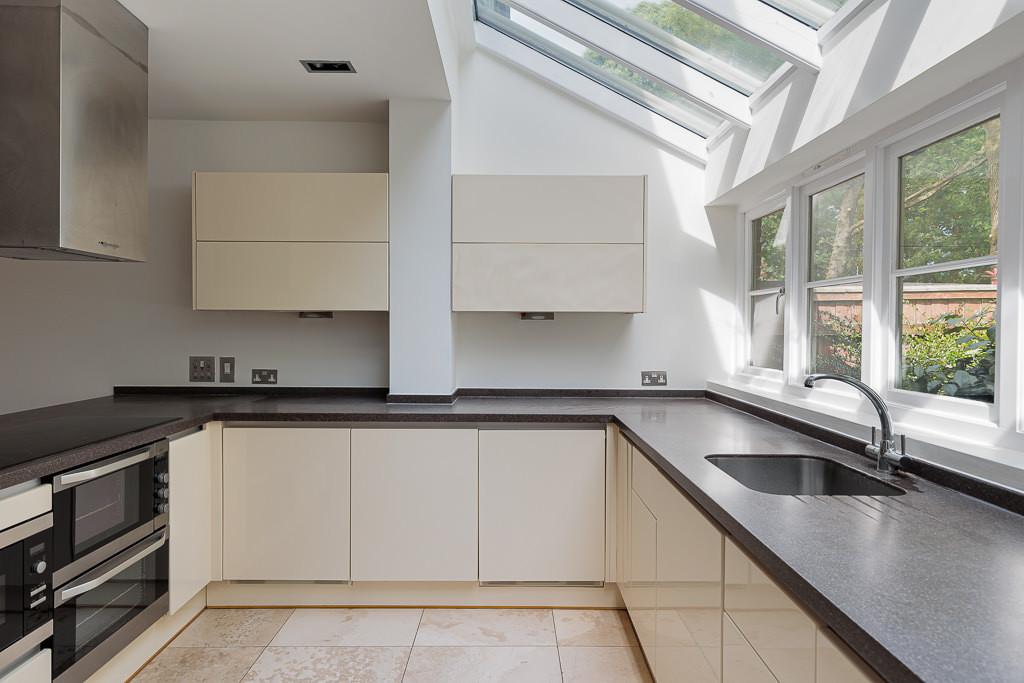 Kennels Green, Arley 4 bed semidetached house to rent £2,850 pcm (£