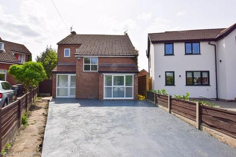 3 bedroom house to rent, Evesham Grove, Sale, M33 2EY