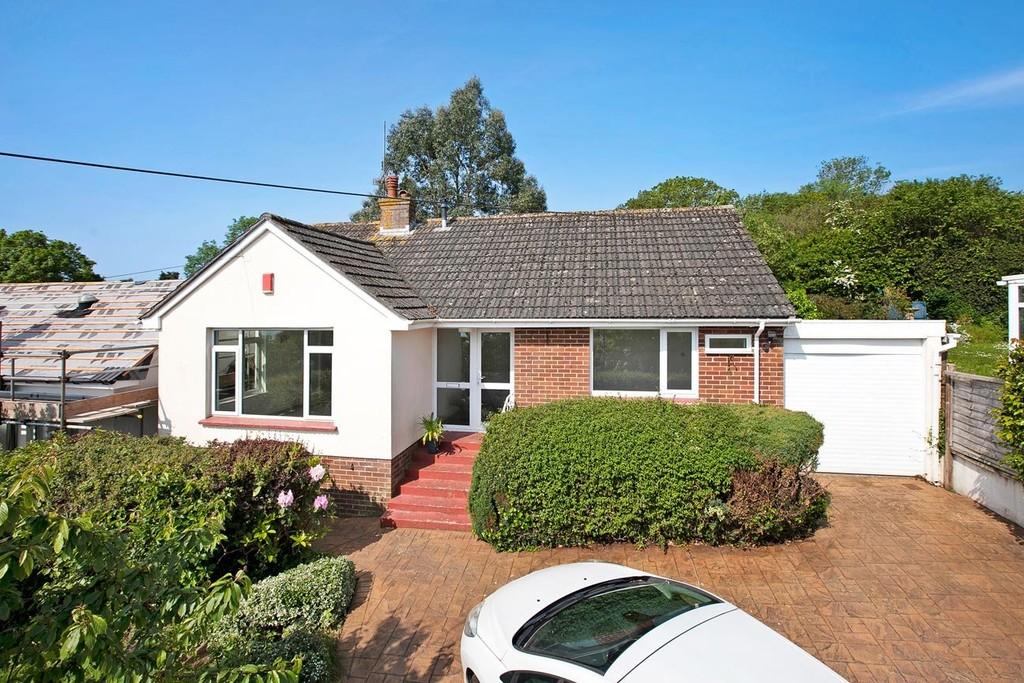 Oak Hill Cross Road, Teignmouth 2 bed detached bungalow for sale £350,000