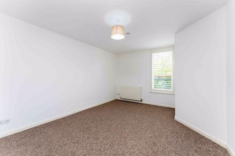 14/3 Bridge Street, Musselburgh, EH21 6AG