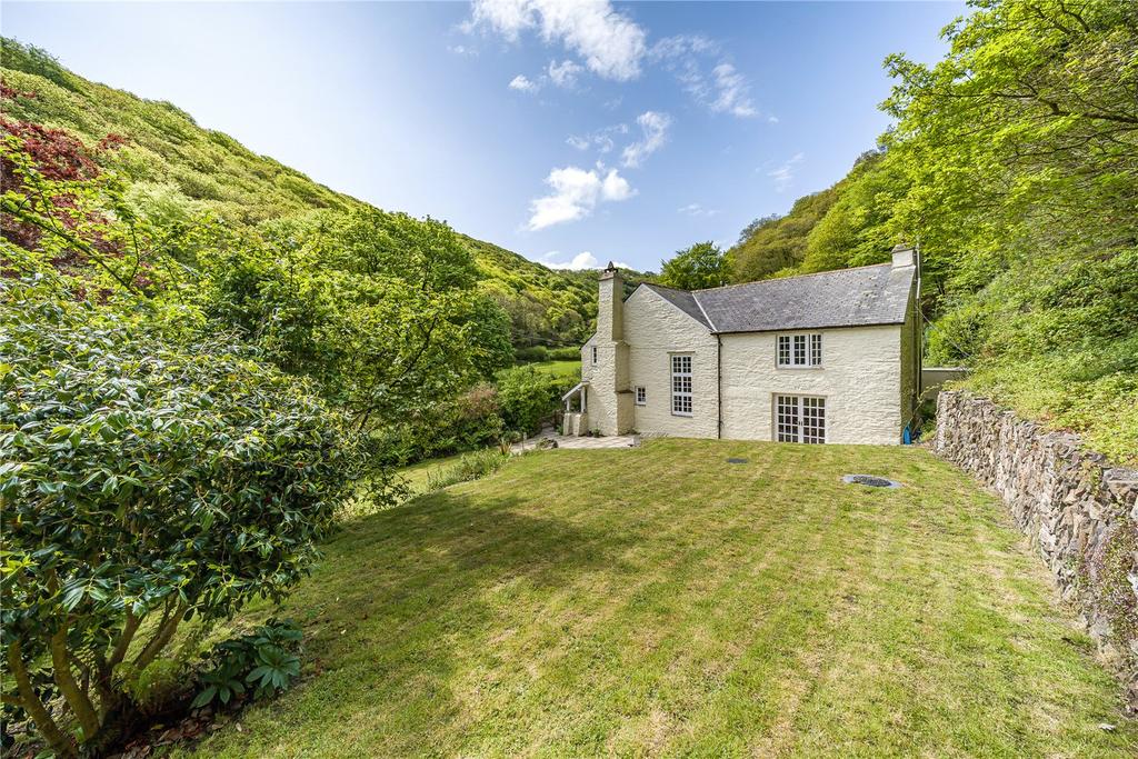 Trentishoe, Barnstaple, Devon, EX31 5 bed detached house