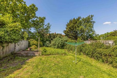 Fairlight Broad Road, Nutbourne, Chichester, PO18 8SH