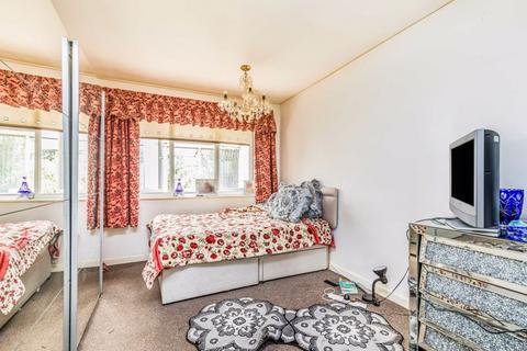 Fairlight Broad Road, Nutbourne, Chichester, PO18 8SH