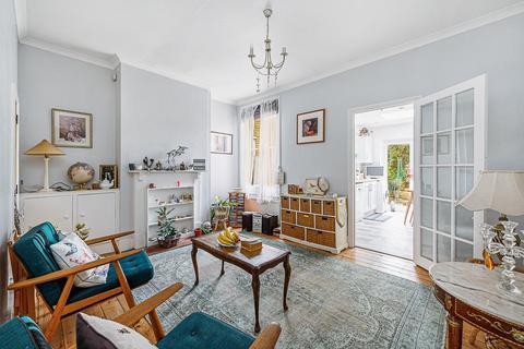 8 Cranmer Avenue, London, W13 9SH