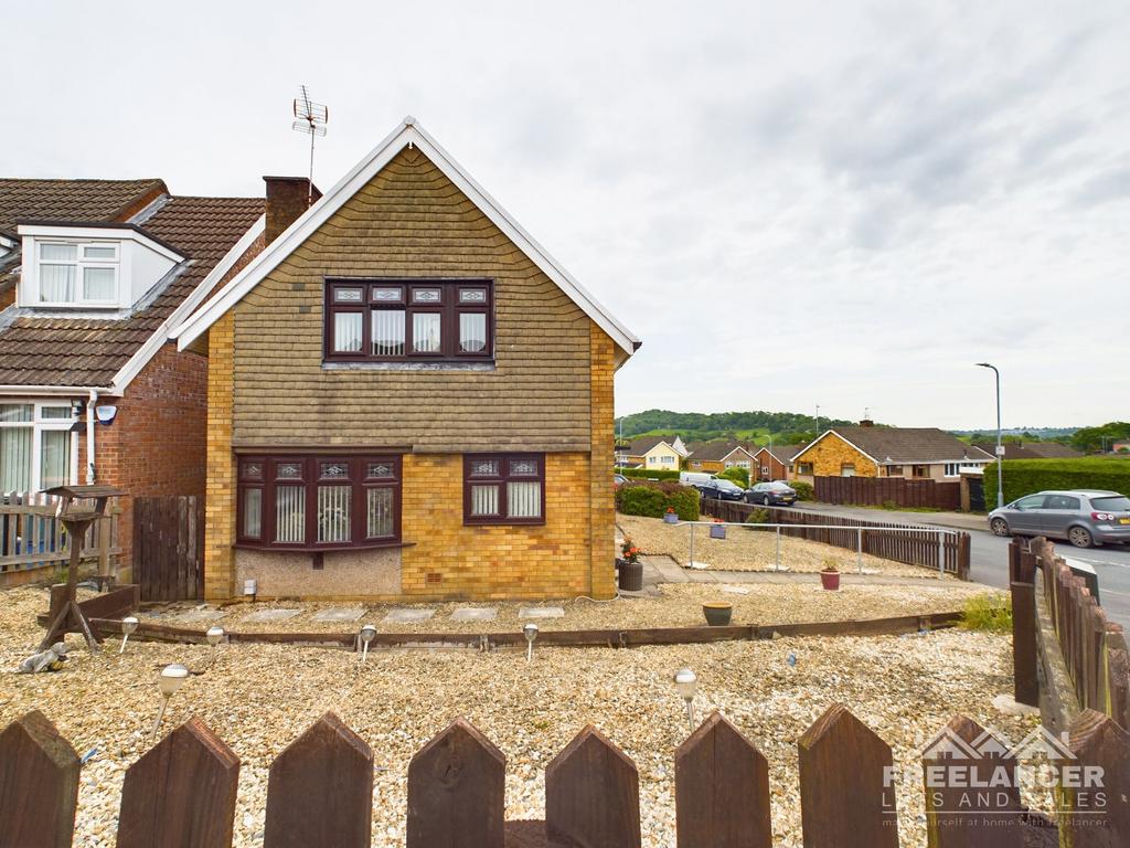 Birch Hill, Malpas, Newport 3 bed house for sale £295,000