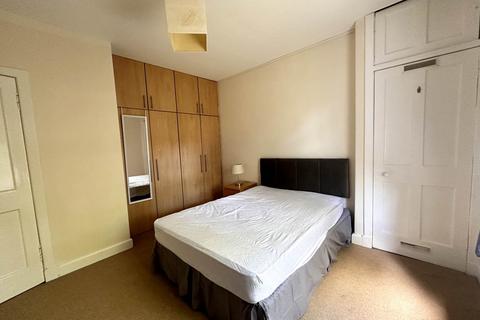 2 bedroom flat to rent - Scott Street , ,