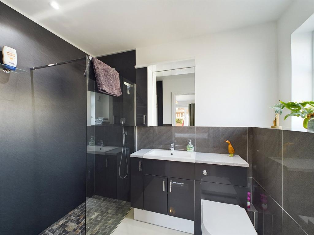 Ensuite