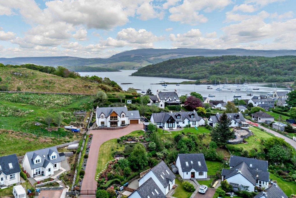 Creagan Dearg, Tayvallich, Lochgilphead, Argyll 4 bed detached house