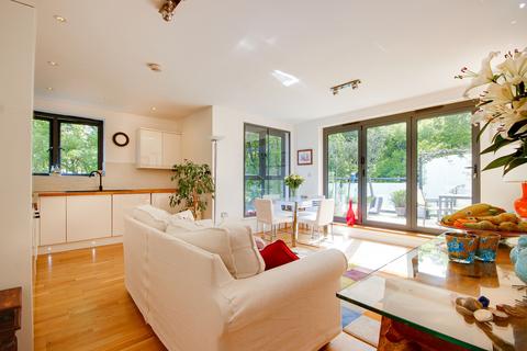 1 bedroom flat for sale - Furze Lodge, Shooters Hill SE18